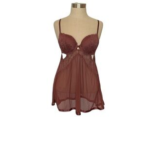 Daisy Fuentes rose colored chemise